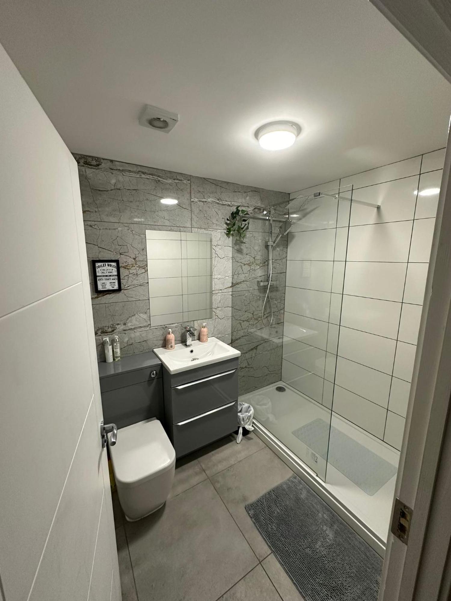 Brand New Modern Luxurious Apartment Near The City Бирмингем Экстерьер фото